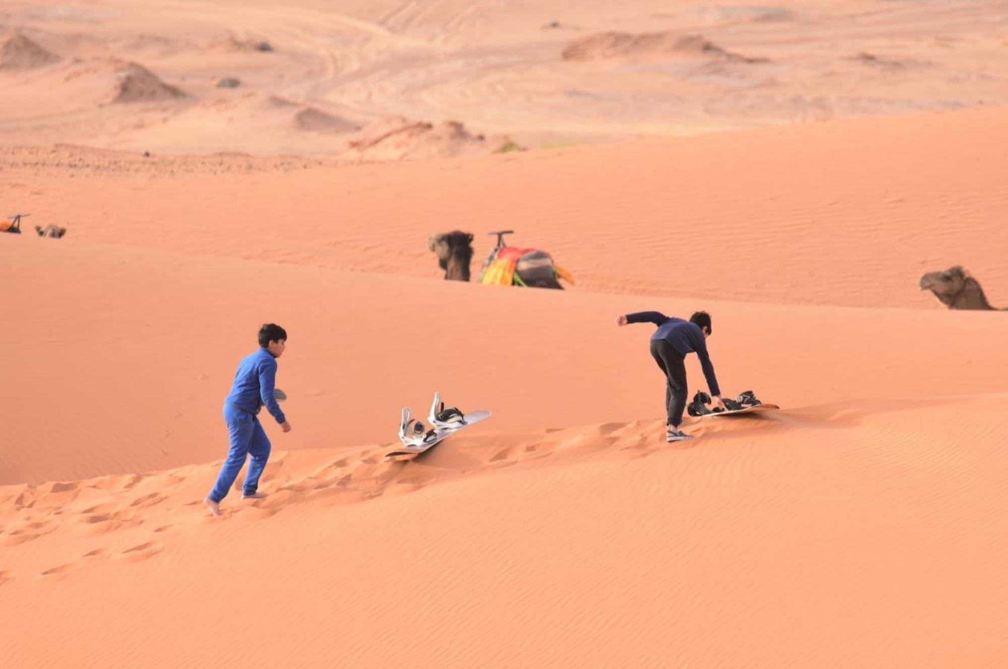 Merzouga Moonlight Desert Camp Екстер'єр фото