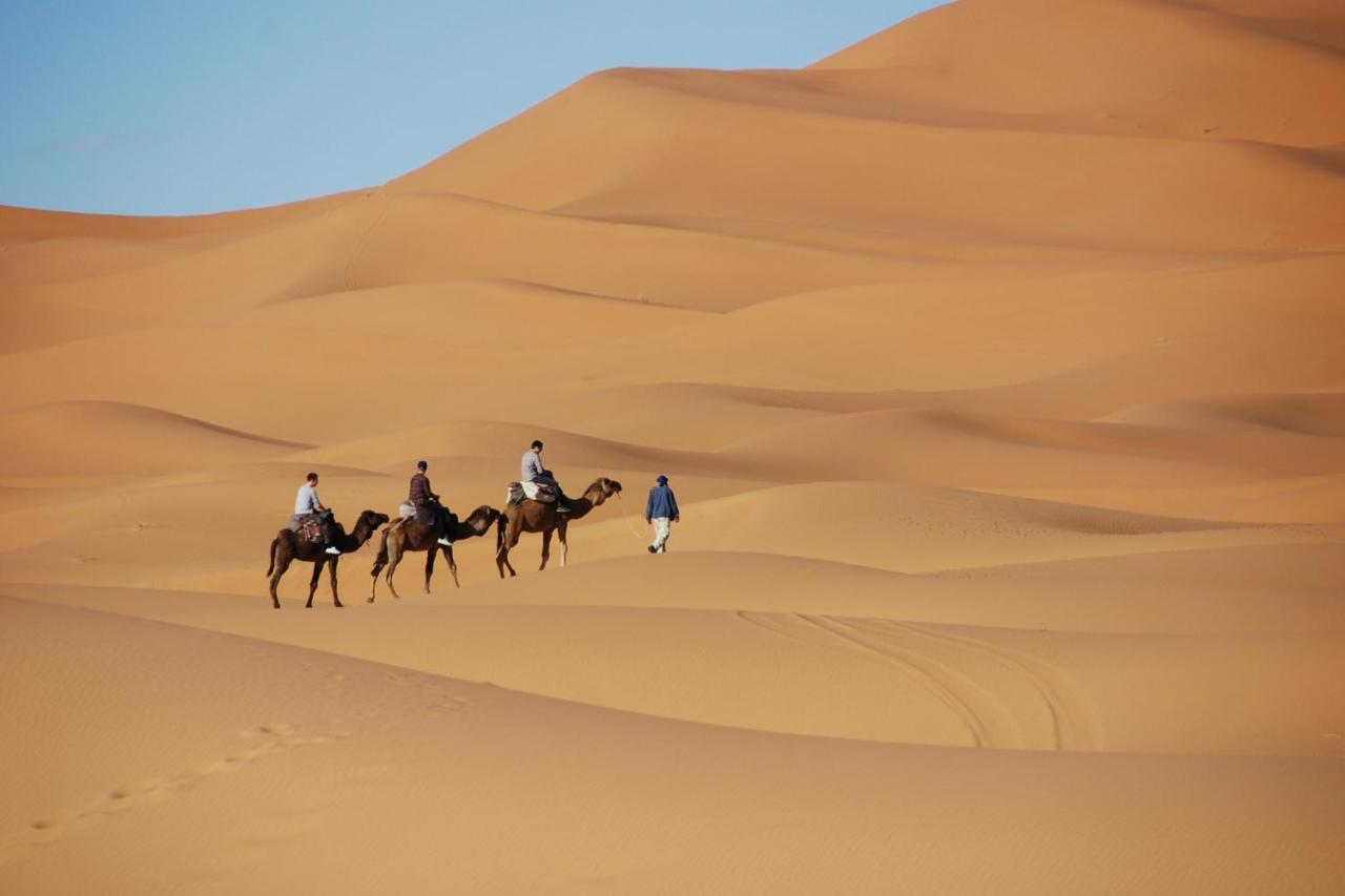 Merzouga Moonlight Desert Camp Екстер'єр фото